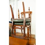 A PAIR OF EDWARDIAN MAHOGANY DINING CHAIRS, with pad seat, with turned front supports (2)