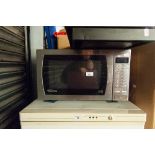 PANASONIC STAINLESS STEEL MICROWAVE OVEN