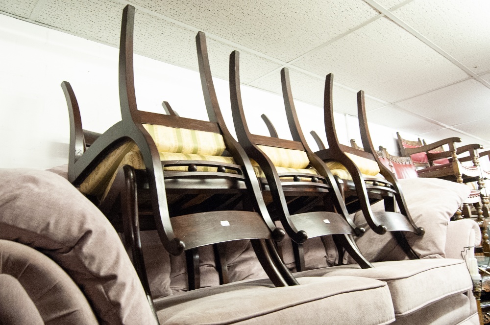 A SET OF SEVEN REGENCY STYLE MAHOGANY SABRE LEG DINING CHAIRS WITH FABRIC COVERED TRAFALGAR SEATS (6 - Image 2 of 2