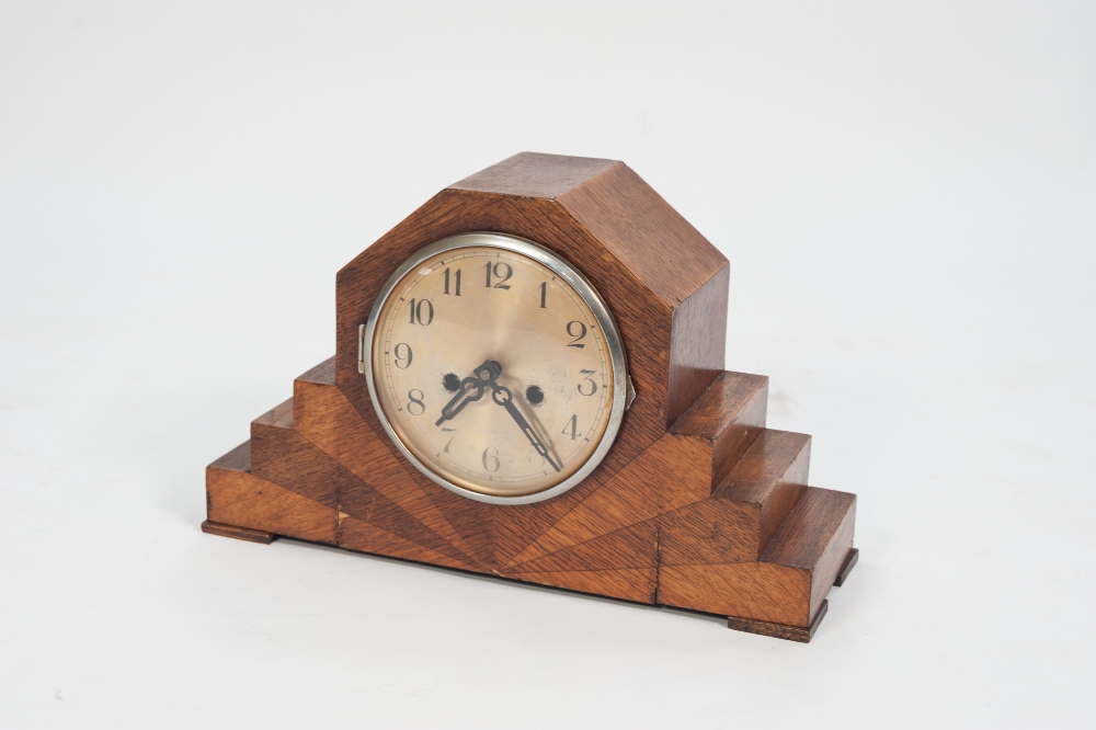 1930s ART DECO OAK CASED MANTLE CLOCK with Arabic dial - Image 2 of 3