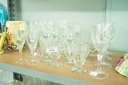 A COLLECTION OF CUT AND ETCHED CRYSTAL GLASSES