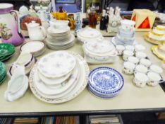 MISC DINNER WARES TO INCLUDE CAULDRON PART DINNER SERVICE, CZECHOSLOVAKIAN PART DINNER SERVICE AND