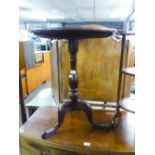 A NINETEENTH CENTURY MAHOGANY CIRCULAR TRIPOD TABLE ON CABRIOLE BASE