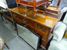 AN EDWARDIAN INLAID MAHOGANY DRESSING TABLE with swing mirror, TWO JEWEL DRAWERS, THREE SHORT OVER