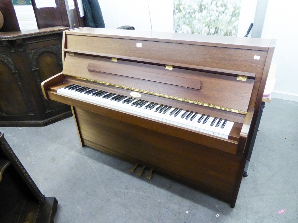 A MODERN KEMBLE (LONDON) MAHOGANY UPRIGHT PIANO