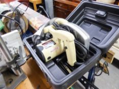 AN ELECTRIC CIRCULAR SAW