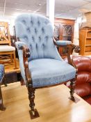 A VICTORIAN MAHOGANY SPOON BACK LADY'S CHAIR