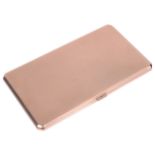 A 9ct gold rectangular cigarette case