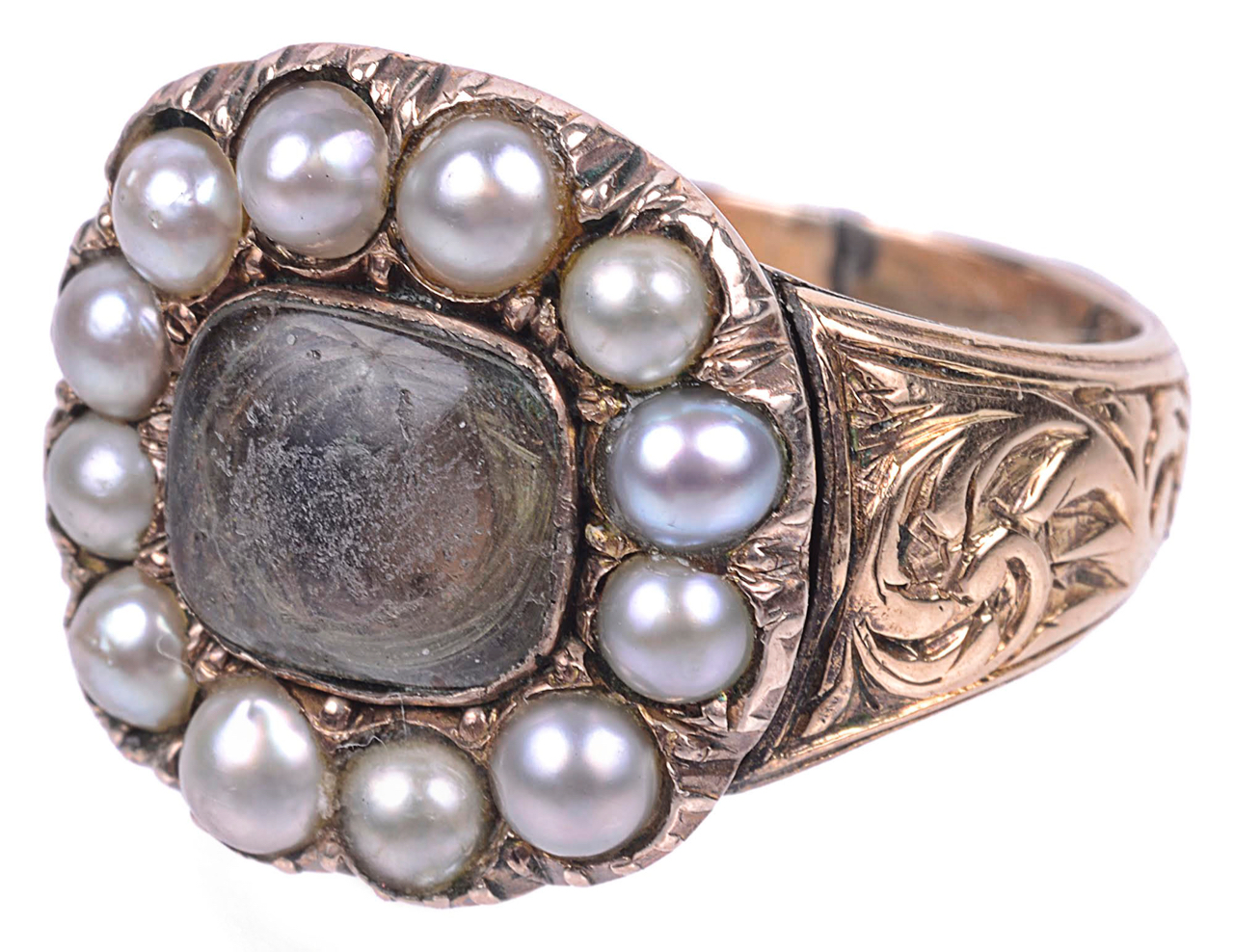 A Georgian pearl set memorial ring, dated 1816
