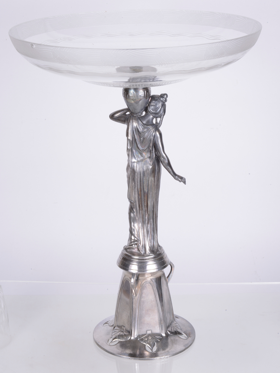 A Roman Plewkiewicz Warsaw silver plated figural glass tazza, late 19th century - Image 2 of 2