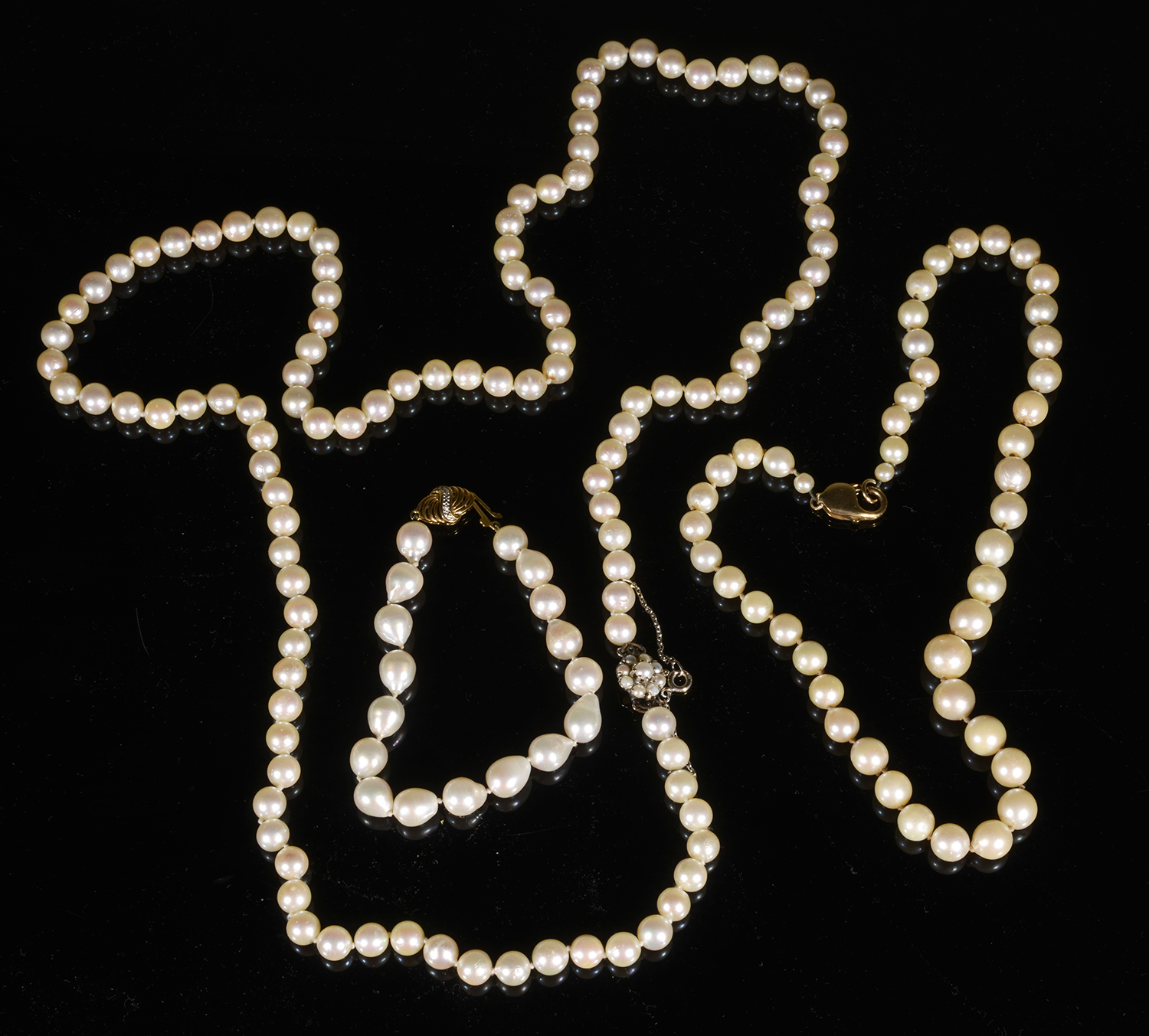 A collection of cultured pearl jewellery