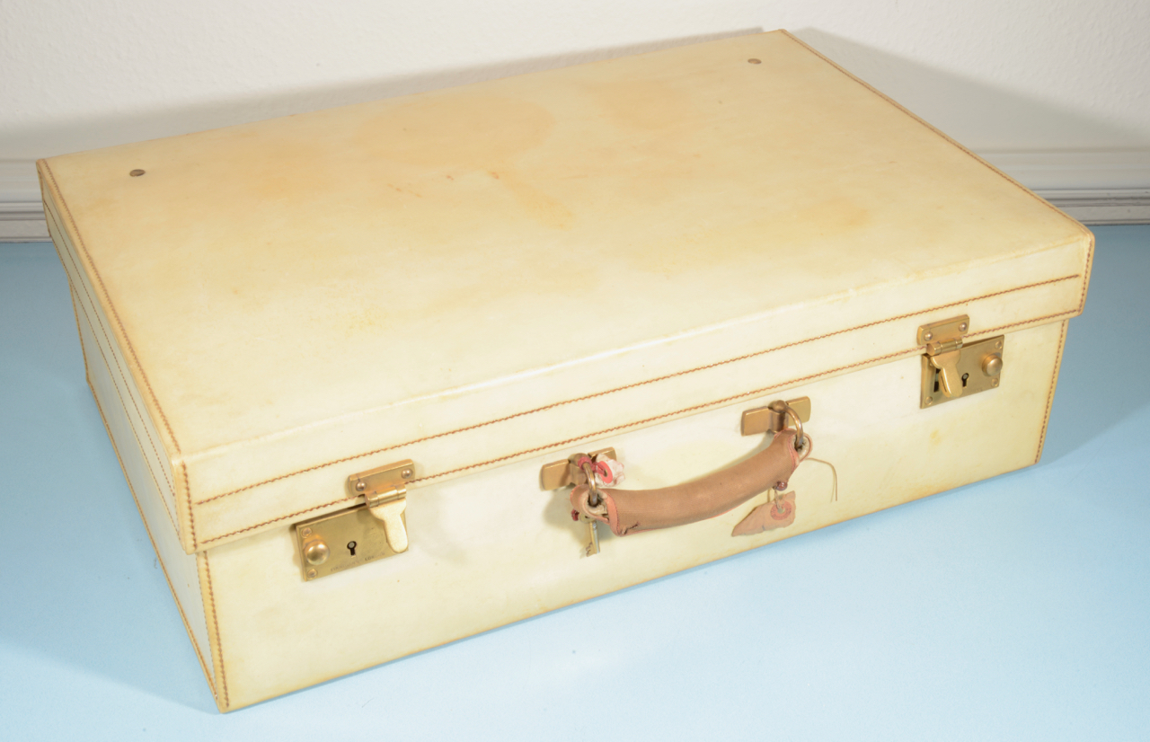 A Finnigans of Bond Street London vellum travelling suitcase and vanity case, early 20th century - Image 2 of 2