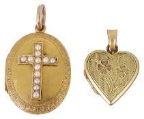 A Victorian yellow metal memorial locket