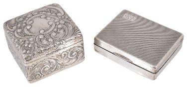 An Edwardian silver cigarette box, hallmarked Birmingham 1905