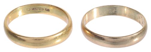 A 22ct gold wedding band together with 9ct gold wedding band (2)