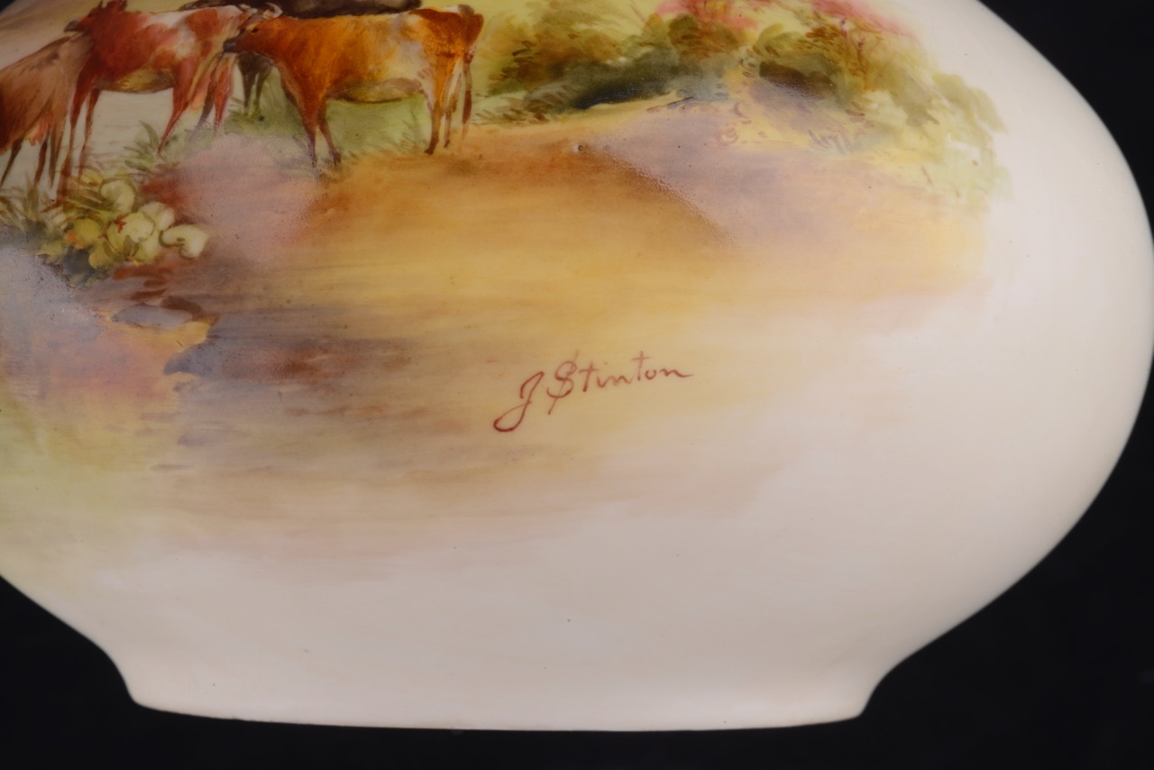 A Graingers Worcester blush ivory vase by John Stinton - Image 3 of 4