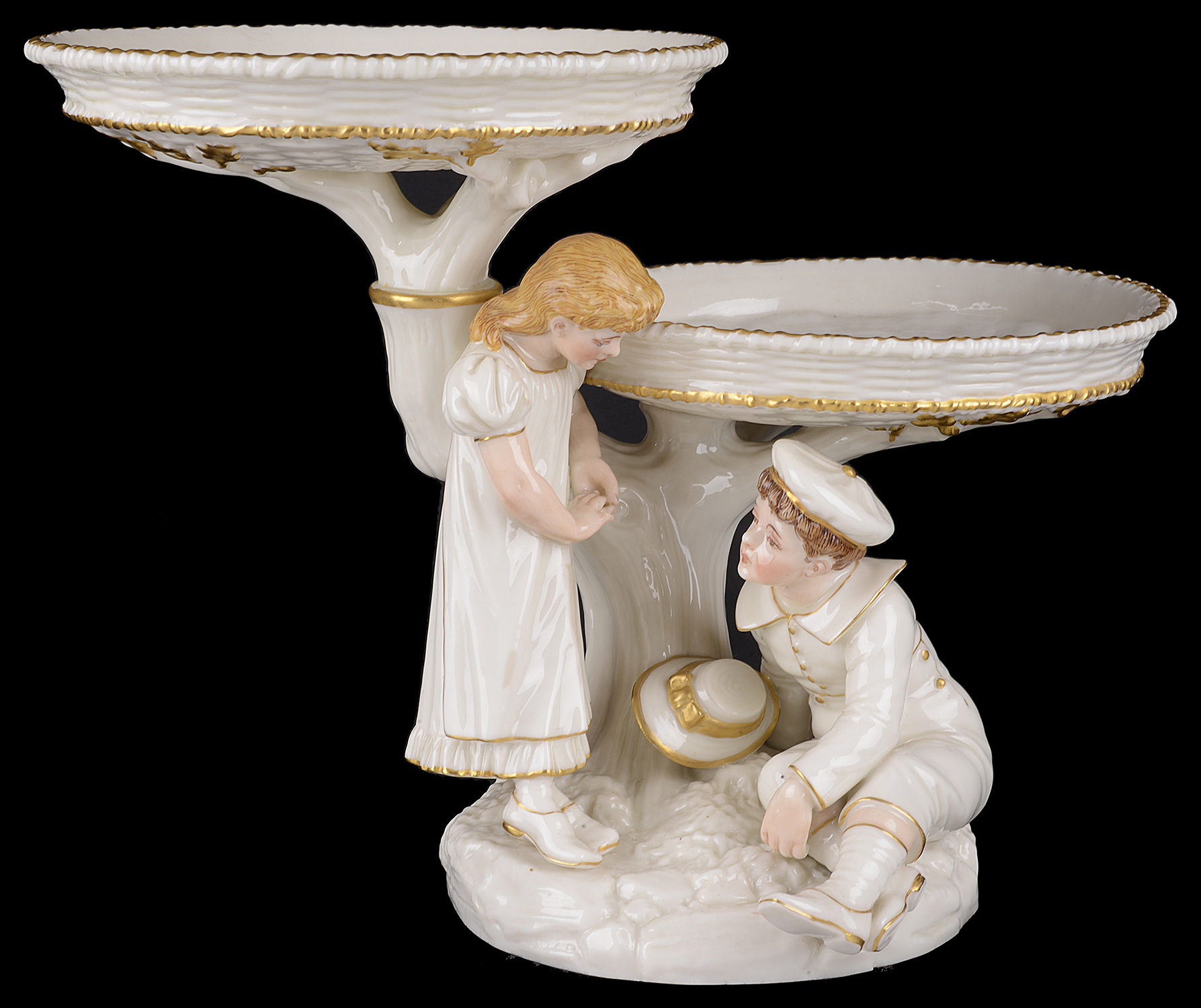 A Royal Worcester table centrepiece/comport