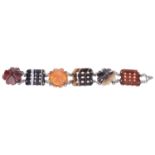 An attractive Vict. 'Scottish Pebble' agate bracelet