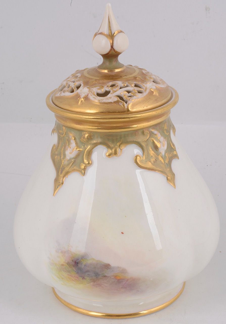 A Royal Worcester porcelain potpourri vase and cover, circa 1930 - Image 2 of 3