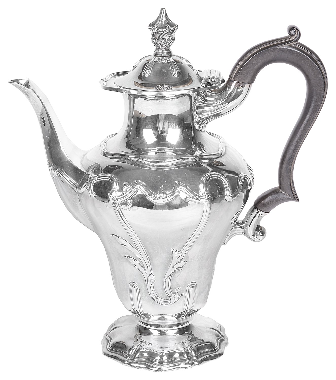 An Edwardian silver water jug, hallmarked London 1906