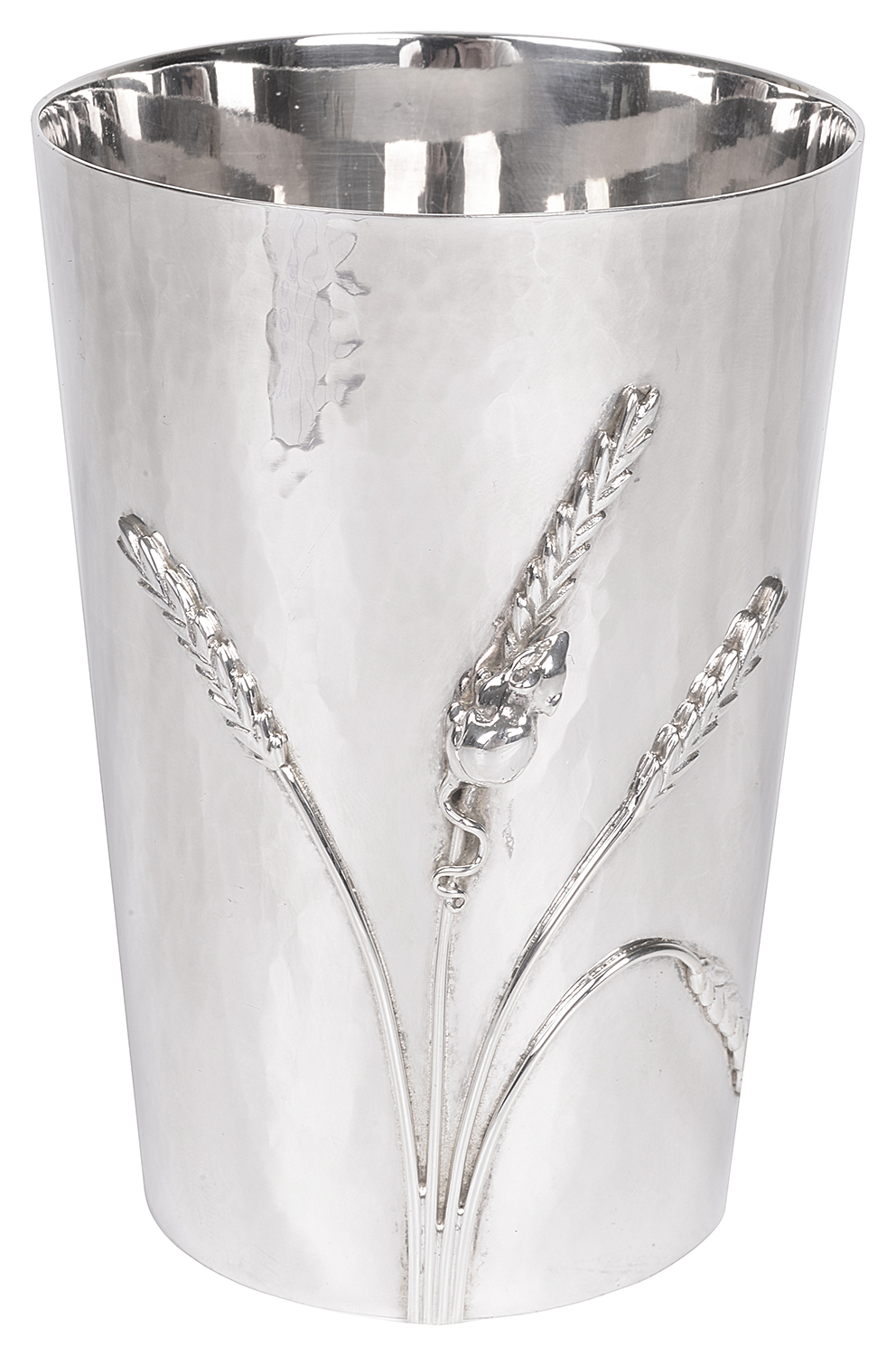 A Sarah Jones silver beaker, hallmarked London 1984