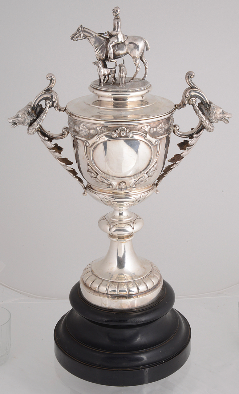 Silver presentation trophy cup and cover for The Langeinor Hunt, 1911 - Image 7 of 7