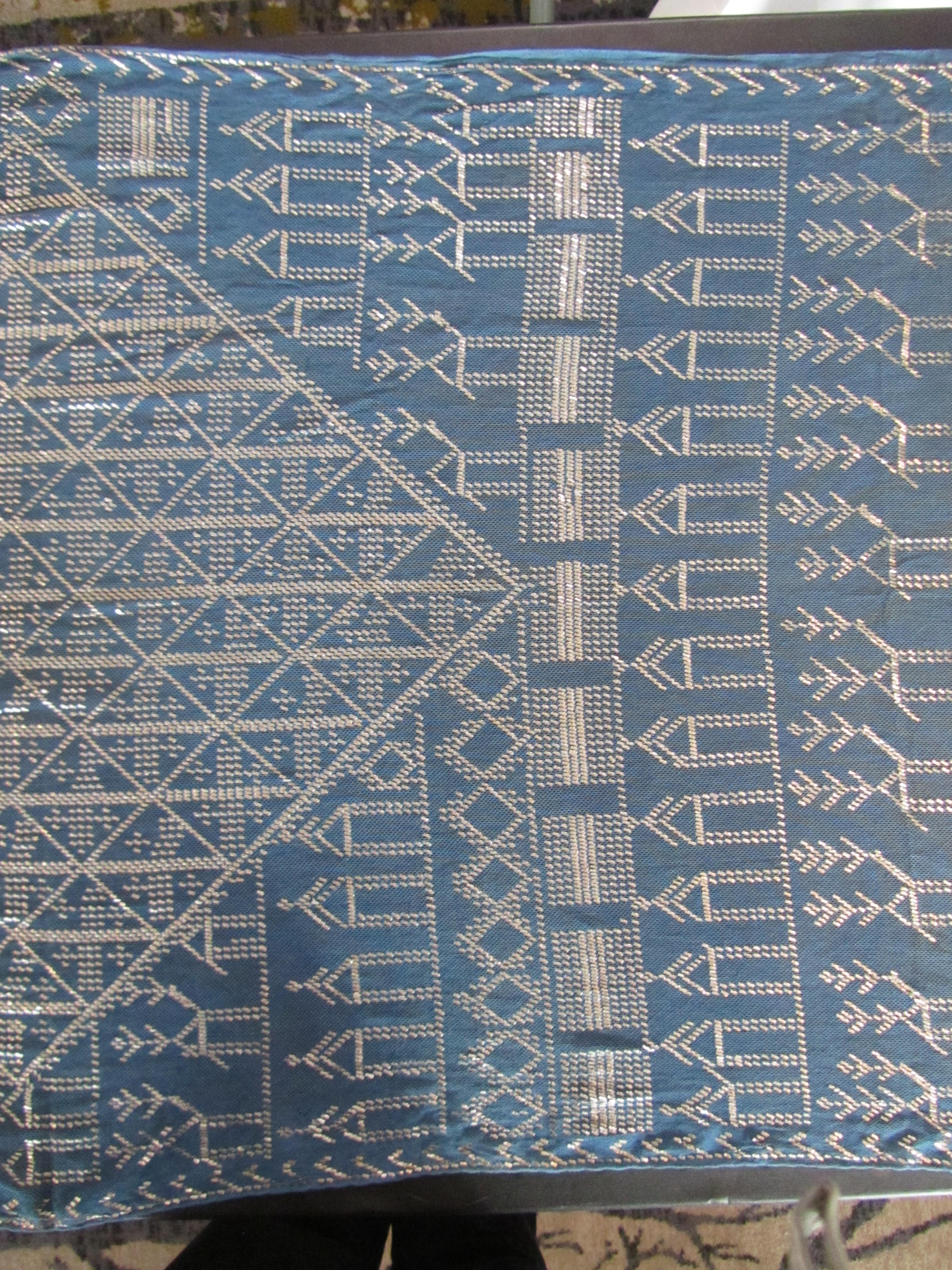 An early 20th century Assuit Egyptian worked silver metal shawl, c1920 - Image 11 of 19