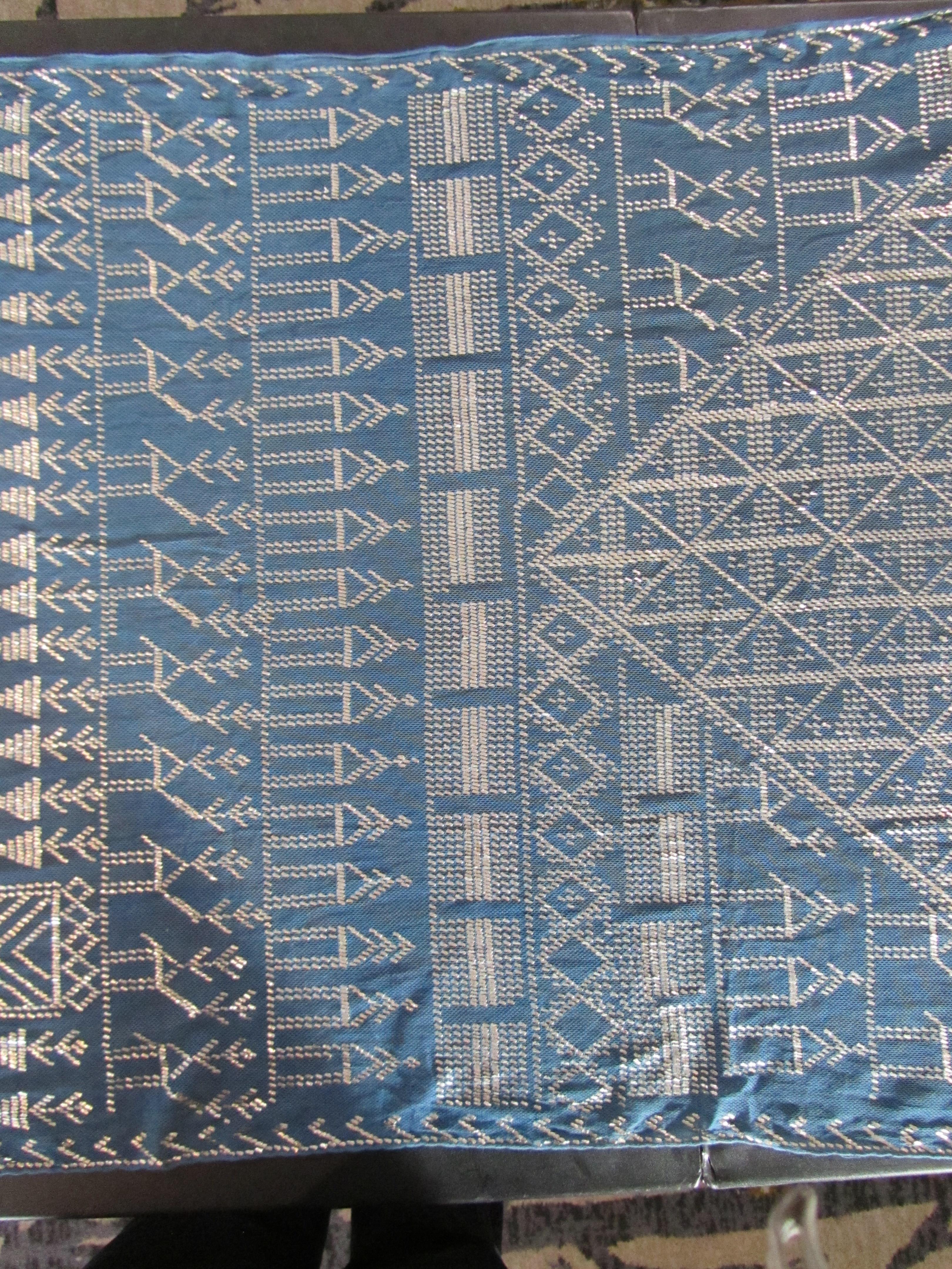 An early 20th century Assuit Egyptian worked silver metal shawl, c1920 - Image 9 of 19