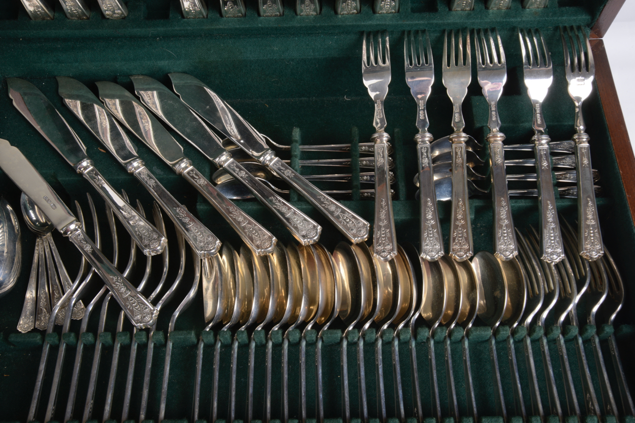 A cased suite of silver flatware, Sheffield 1963/1964/1965/1966/1967 - Image 2 of 2