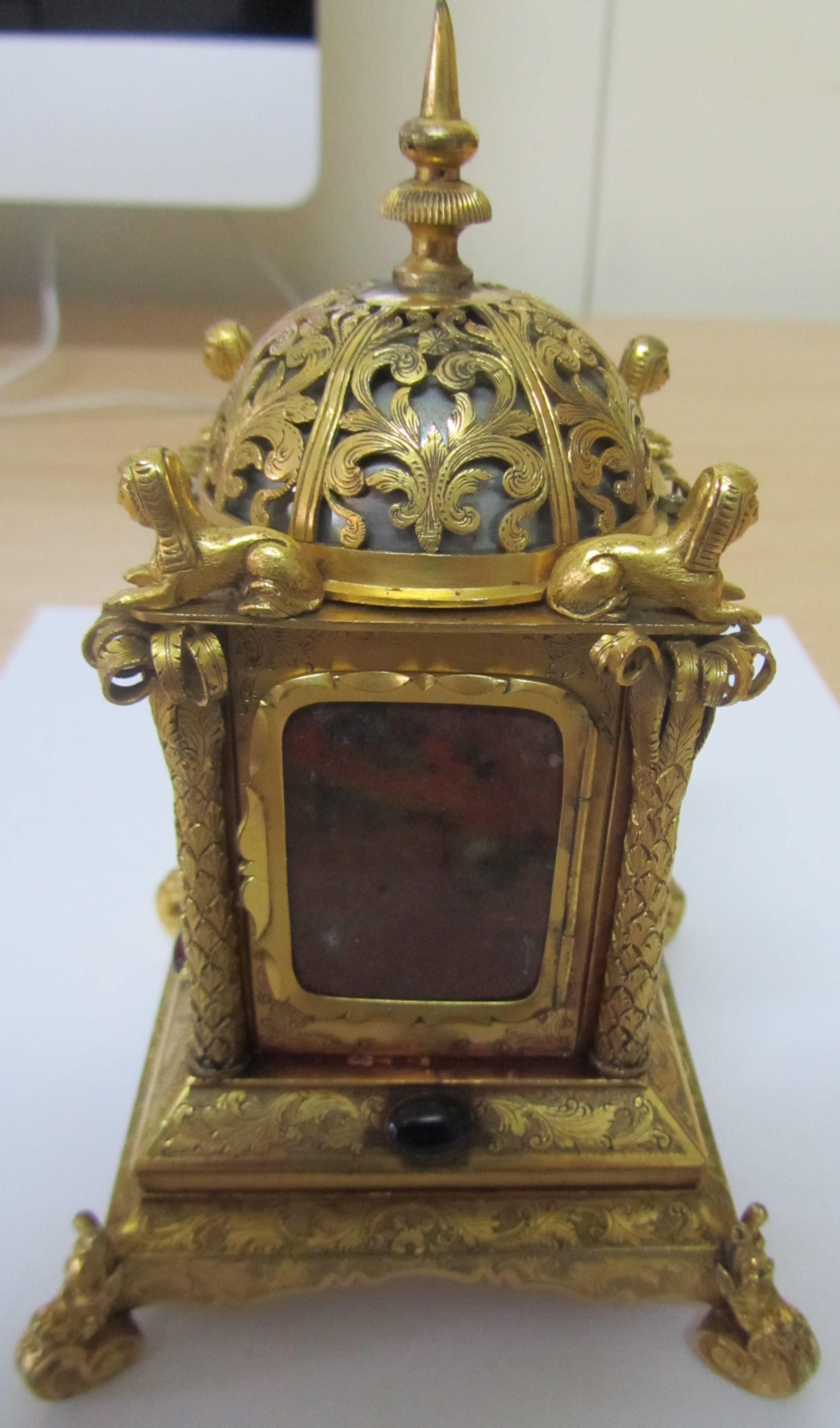 A Victorian small gilt brass Renaissance style clock - Image 9 of 15