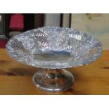 HALLMARKED SILVER PIERCEWORK DECORATED STEMMED TAZZA,