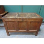 PANELLED OAK BLANKET BOX