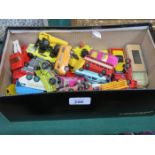 BOX CONTAINING VINTAGE DIE-CAST VEHICLES,