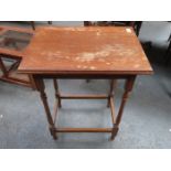 OAK OCCASIONAL TABLE