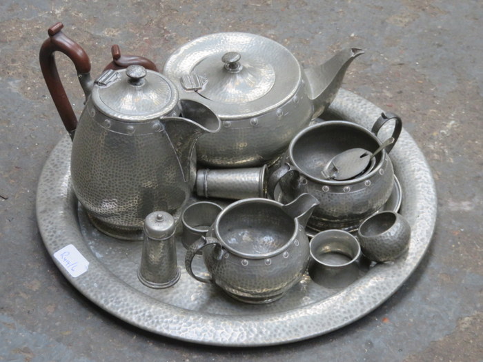 PARCEL OF HAMMOND PEWTER WARE INCLUDING FOUR PIECE TEA SET ON TRAY