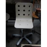 SMALL REVOLVING OFFICE STYLE CHAIR