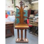 VICTORIAN OAK COAT STAND