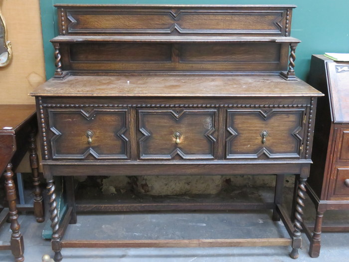 OAK BARLEY TWIST SIDEBOARD