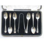 CASED SET OF SIX HALLMARKED SILVER TEASPOONS WITH SUGAR TONGS