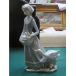 LLADRO GLAZED CERAMIC FIGURE- GIRL WITH GOOSE,