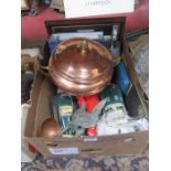 SUNDRY LOT INCLUDING TRADE CARDS, SCRAP ALBUM, BRASS DOOR KNOCKER, PEWTER TANKARDS,