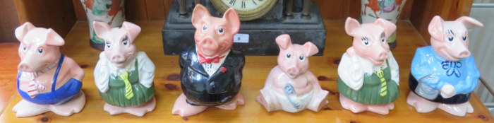 SET OF SIX WADE NATWEST PIGS (AT FAULT)