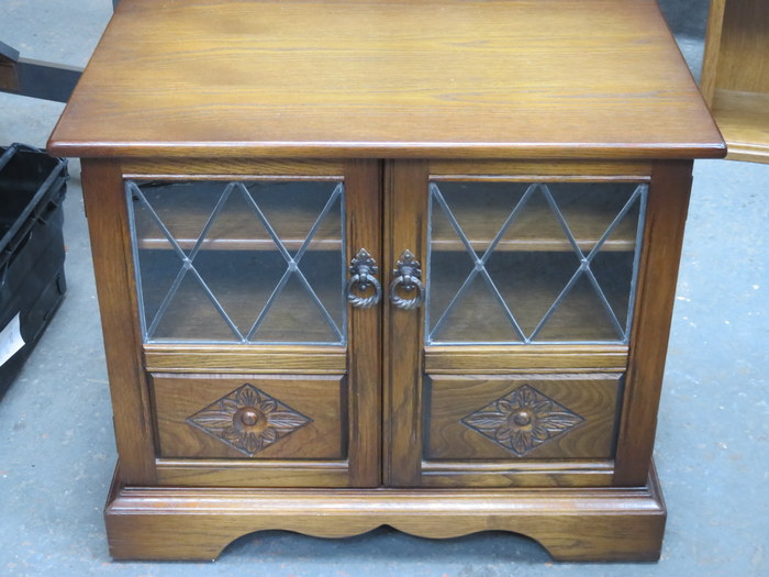 PRIORY STYLE TWO DOOR LEADED GLASS TELEVISION CABINET