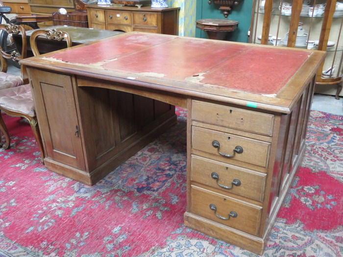 OAK PARTNER'S WRITING DESK,