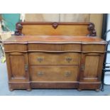 VICTORIAN MAHOGANY SERPENTINE FRONTED SIDEBOARD