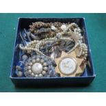 VARIOUS VICTORIAN AND OTHER COSTUME JEWELLERY, ETC.