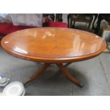 REPRODUCTION YEW WOOD COLOURED OVAL COFFEE TABLE