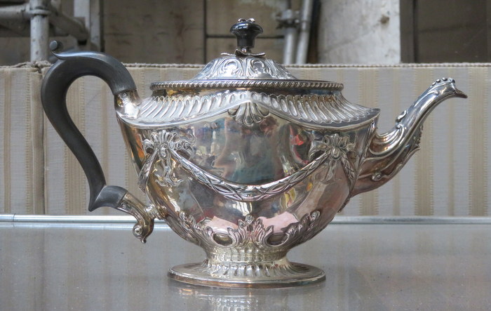 EARLY VICTORIAN HALLMARKED SILVER REPOUSSE DECORATED TEAPOT,