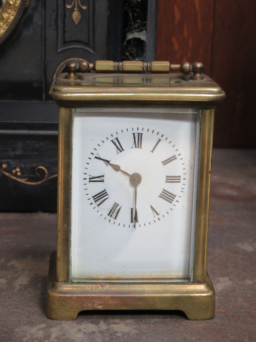 BRASS AND GLASS CASED FRENCH STYLE BRACKET CLOCK