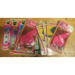 APPROXIMATELY SIXTEEN VARIOUS SINDY CLOTHING & ACCESSORY PACKS